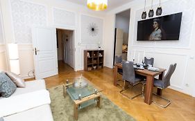 SISSI new luxurious apartment near Schönbrunn&Westbahnhof